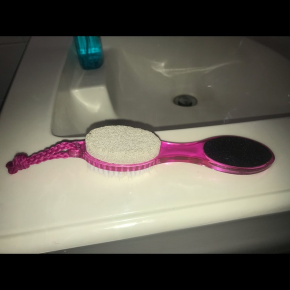 Bath & Body works for exfoliater - Picture 2 of 2